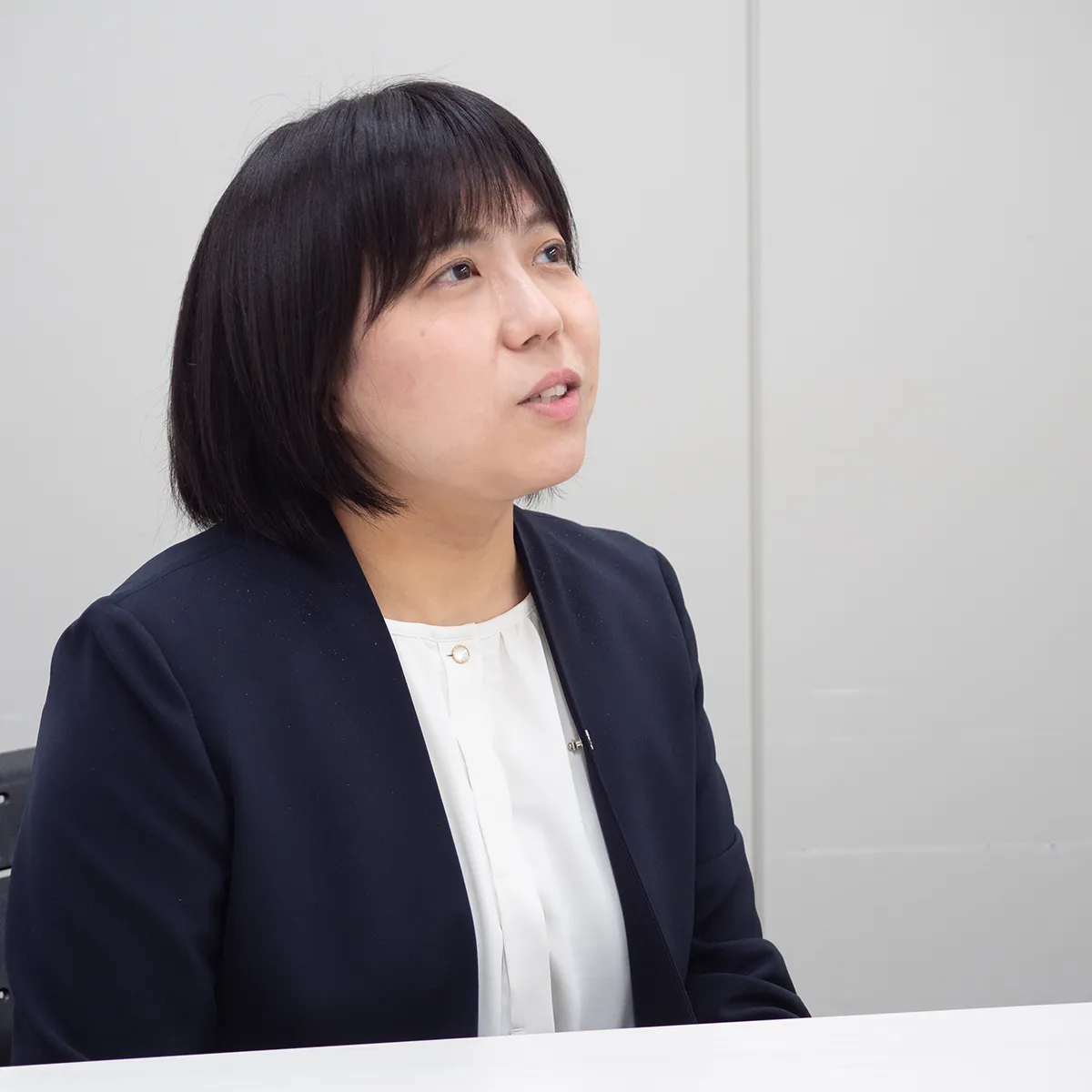 真剣な表情を見せる川戸さん